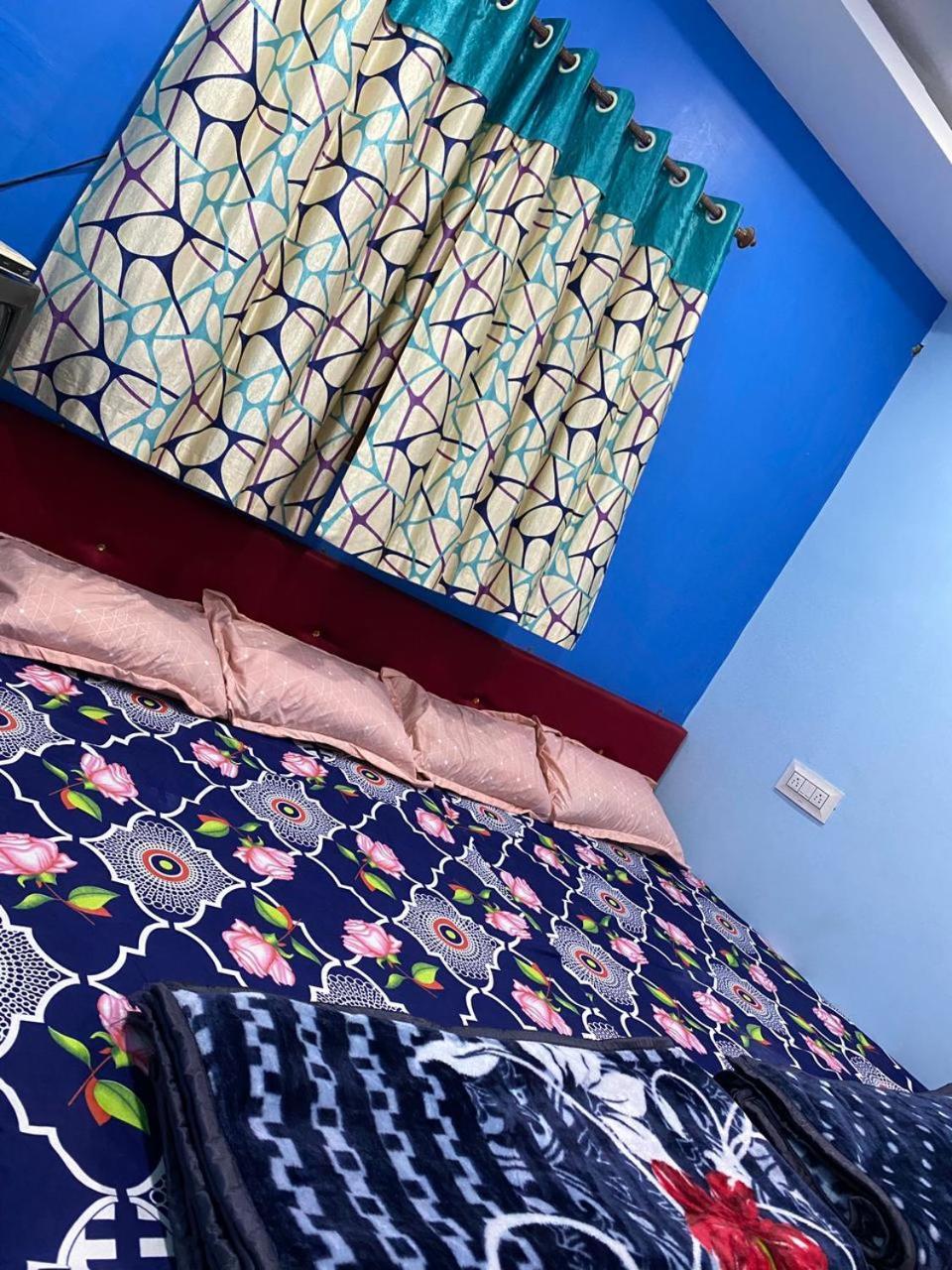 Bhagwati Guest House Uddzsaín Kültér fotó